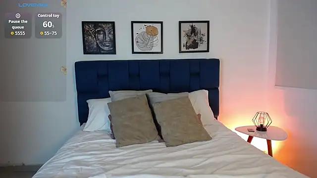 Siara Belle online show from April 16, 9:39 pm