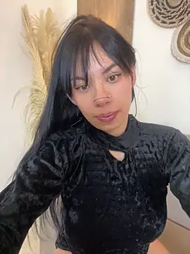 Snapshot of Queen_Chanel_XXX chatting on April 28, 7:41 pm Queen Chanel XXX online show from April 28, 7:41 pm