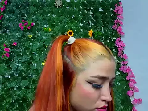 Snapshot of asshoney_Abby chatting on May 2, 5:34 am asshoney Abby online show from May 2, 5:34 am