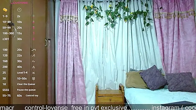 manu coco online show from April 8, 10:48 am