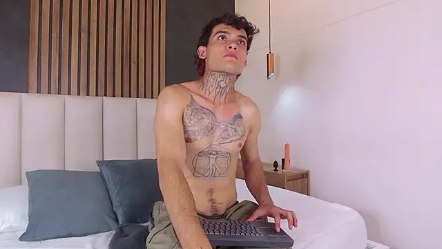 GhaelSum   online show from March 10, 9:31 pm