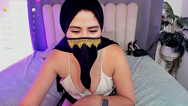 Snapshot of bahiya_aziz chatting on May 15, 12:56 pm bahiya aziz online show from May 15, 12:56 pm