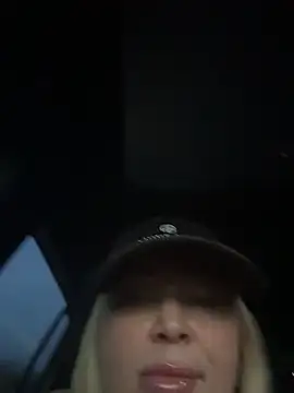 Naughty Ken Barbie-69 online show from April 28, 2:27 am