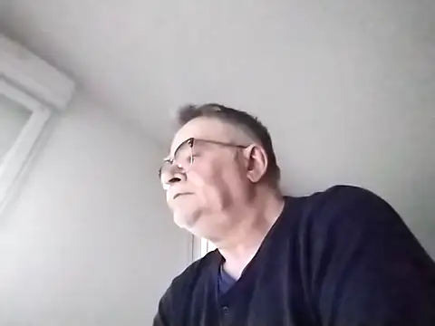 oura online show from April 10, 5:34 am