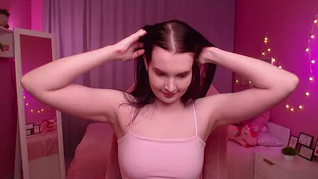 Kristen Bellle online show from April 16, 1:06 am