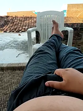 Desii rockstarr online show from April 9, 11:48 am