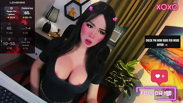 xBigSurpriseLorainex online show from April 13, 1:44 am