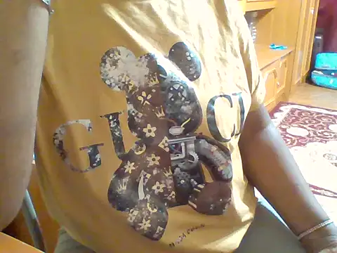 melaninebony2 online show from March 21, 8:19 am