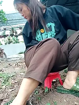 Leylin 1 online show from March 29, 9:42 am