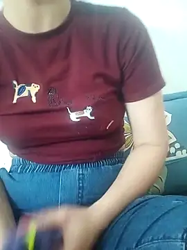 Leylin 1 online show from April 11, 2:32 pm