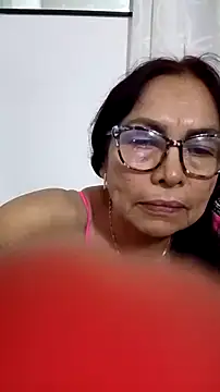 HOT LATINA20 online show from April 18, 1:20 am