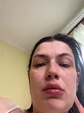 Snapshot of Cutee_Erika chatting on May 8, 6:52 am Cutee Erika online show from May 8, 6:52 am