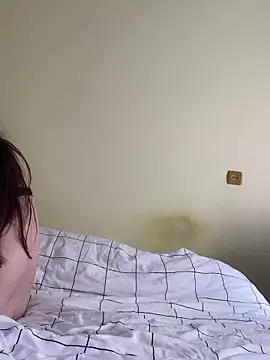 Snapshot of Cutee_Erika chatting on May 10, 7:13 am Cutee Erika online show from May 10, 7:13 am