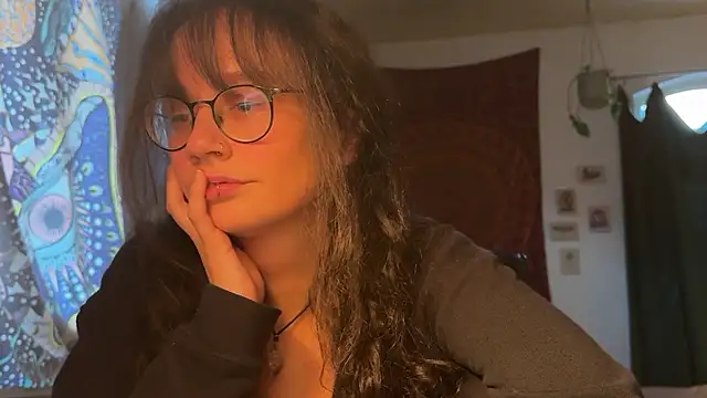 nyxo  online show from March 27, 5:23 pm