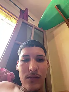 Carlitosd14 online show from March 10, 5:40 pm