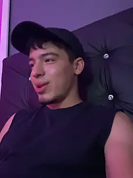 david osorio online show from April 6, 11:38 pm