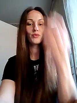 LunaCrystall online show from April 5, 4:04 pm