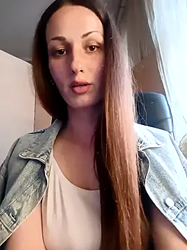 LunaCrystall online show from April 10, 4:12 pm