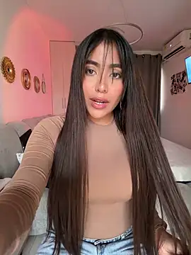 SaraValentina11 online show from March 25, 4:24 pm