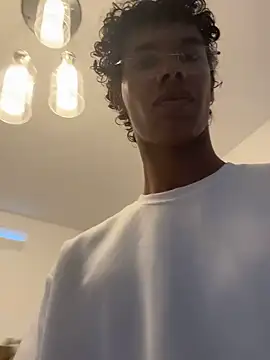 PUTO SALU online show from March 10, 8:36 pm