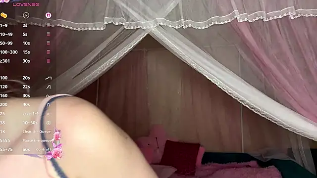 OnlyEva1 online show from April 5, 8:11 am