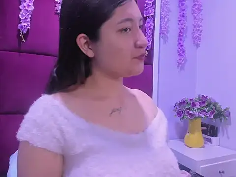 bellaxxx 69 online show from April 22, 12:07 pm