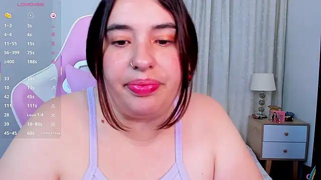 leidydrip  online show from April 7, 4:57 am