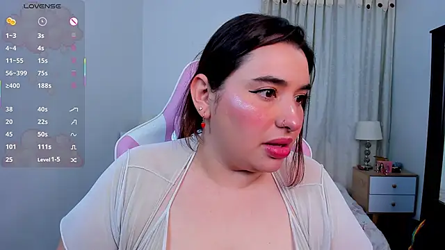 leidydrip  online show from April 15, 4:30 am