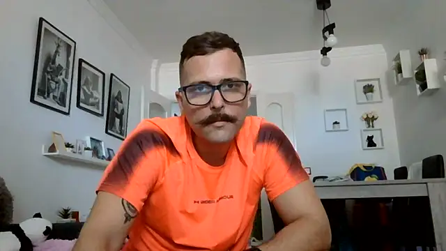 yanick931 online show from June 14, 4:42 pm
