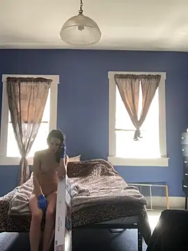 urfavgamergurl online show from May 30, 3:20 pm