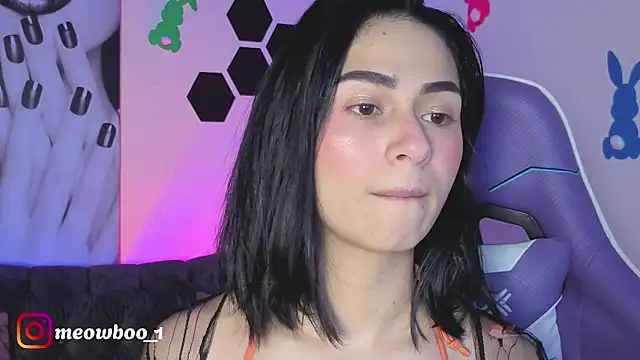 miss  madison online show from April 13, 9:53 pm