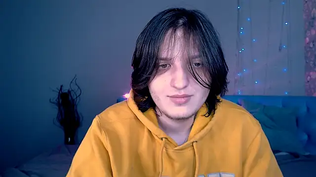 delalex online show from April 6, 1:47 am