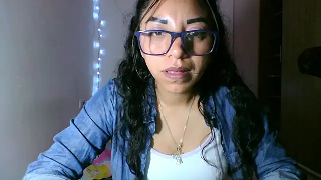 nataliesweet 22 online show from April 18, 2:15 am