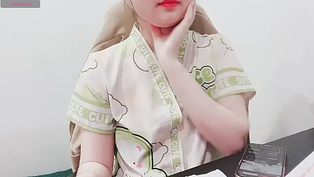 hunhun122 online show from March 12, 4:35 pm