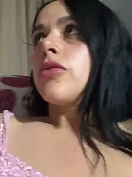 leila moretti online show from April 5, 3:26 am