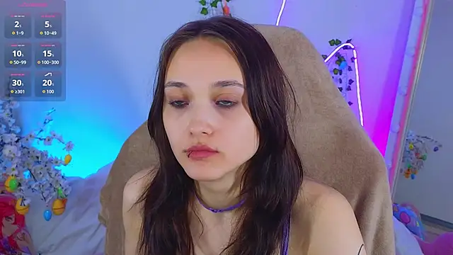 DarcyBlackwood online show from April 7, 1:39 am