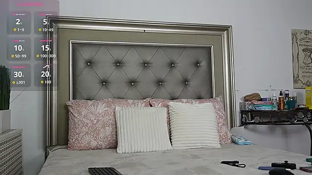 Zoey CarterX online show from April 16, 4:35 am