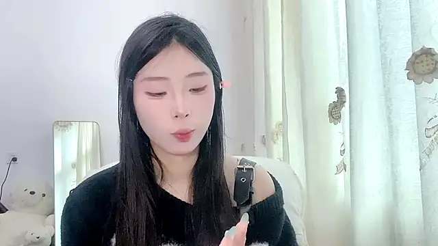 yiyibaby2026 online show from April 16, 2:56 am