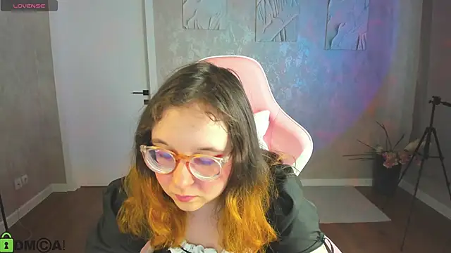 Aleks-caster online show from April 8, 9:31 am