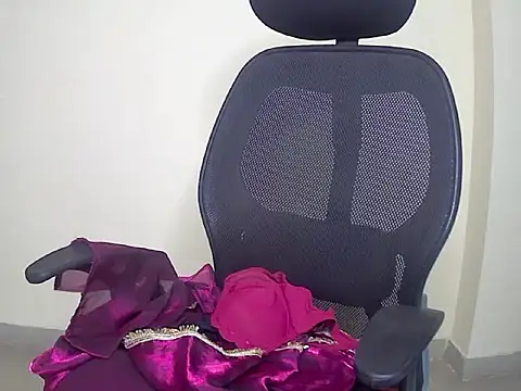 Mitika1 online show from April 11, 3:44 am