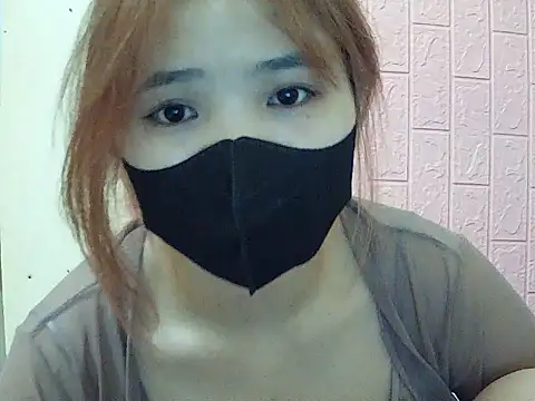 VyVy18 online show from March 28, 1:22 pm