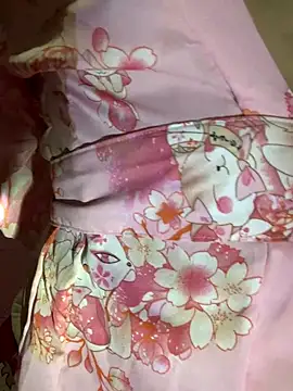 Motminhthoi online show from April 8, 1:00 pm