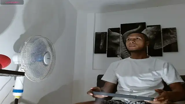 chrisramosv online show from March 14, 10:59 pm