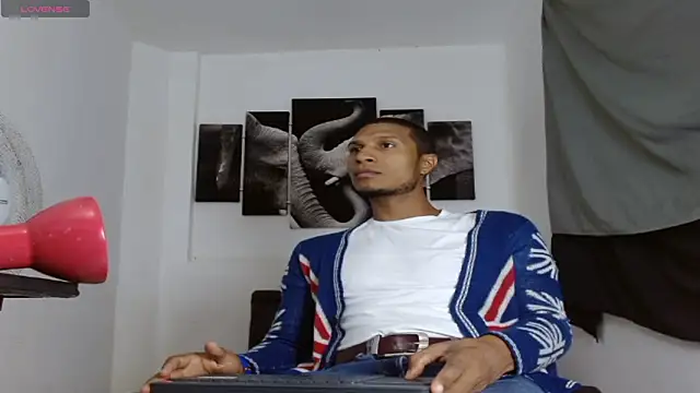 chrisramosv online show from March 28, 10:53 pm