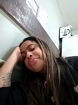 gatinha20257 online show from July 10, 5:04 pm