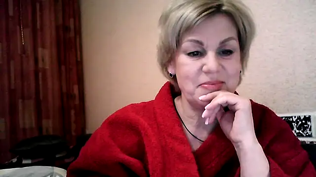 TatkaYang online show from April 14, 6:36 pm