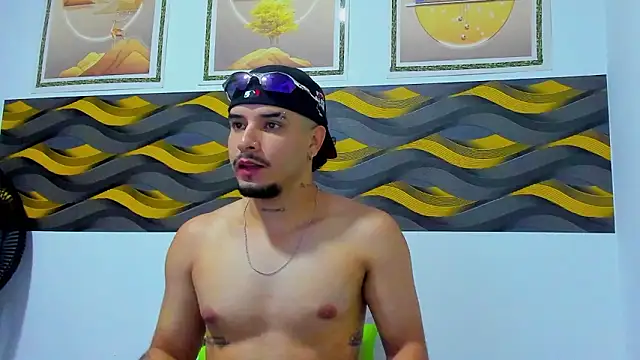 Leon Hotx online show from March 18, 11:57 am