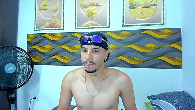 Leon Hotx online show from April 14, 2:39 am