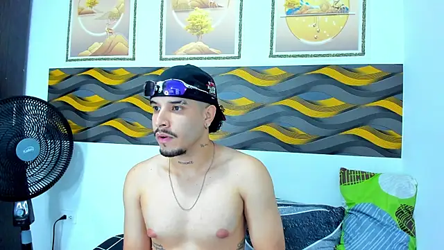 Leon Hotx online show from April 15, 2:29 am