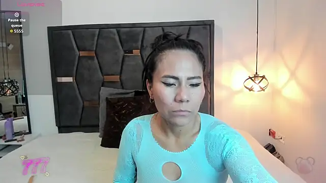 Snapshot of Keyla_Brunette_ chatting on June 2, 12:29 pm Keyla Brunette online show from June 2, 12:29 pm